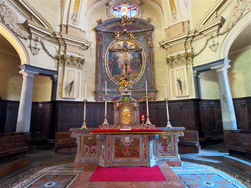 Occhieppo Superiore (Biella) - Presbiterio e coro della chiesa di Santo Stefano